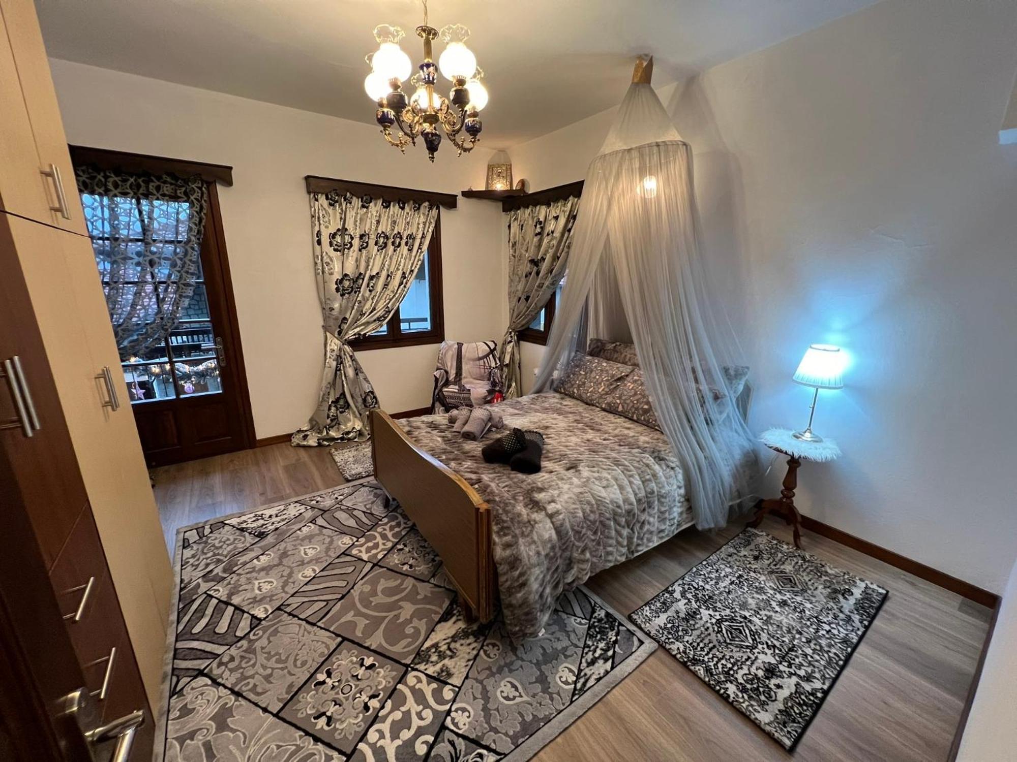 Апартаменты Agapi'S House Мецовон Экстерьер фото